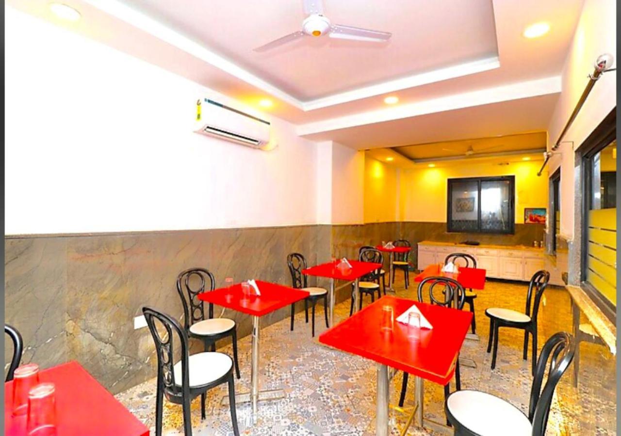 Hotel Qubic Near Igi Delhi Airport Nuova Delhi Esterno foto